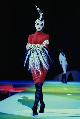 018-mugler-fall-1997-couture-CN00119273