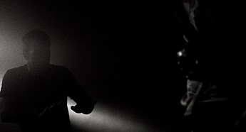 cap_The.Mist.2007.CE.BW.1080p.BluRay.x265.10bit.AAC.5.1-FRANKeNCODE_01_21_29_73