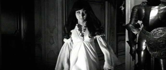cap_the.vampire.doll.1970.1080p.bluray.x264-ghouls_01_07_53_17