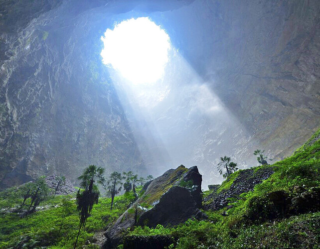 China-sinkhole-ecosystem-lead