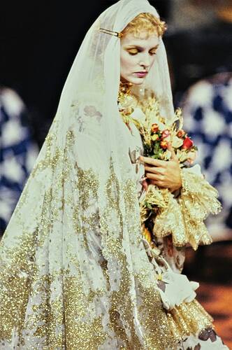 071-vivienne-westwood-spring-1994-ready-to-wear-detail-CN10055532-simonetta-gianfelice