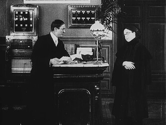 cap_Les.Vampires.1915-1916.DiSK.II.720p.BluRay.x264-GABE_00_30_51_20