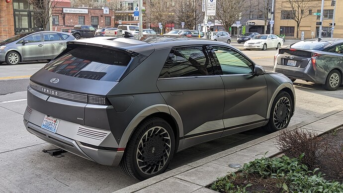 PXL_20230306_235814775