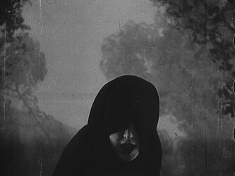 cap_Les.Vampires.1915-1916.DiSK.II.720p.BluRay.x264-GABE_01_25_19_464