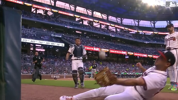 MLB - White Sox vs. Braves Game Highlights (81825) MLB Highlights Ru66M_rthBs - 1444x812 - 3m30s