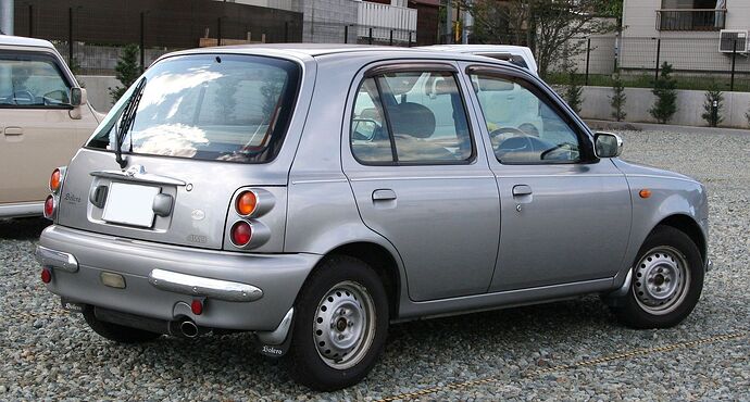NISSAN_March_Bolero_rear