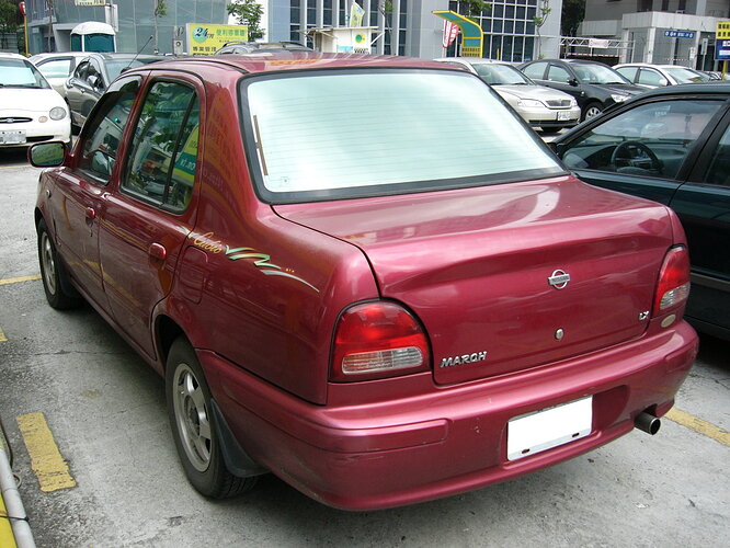 Taiwan_Nissan_March_LX_Cubic_left-back