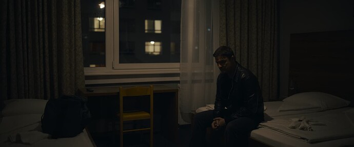 Verbrannte.Erde.2024.German.EAC3.1080p.WEB.H264-SiXTYNiNE.mkv_snapshot_00.14.00_2024-12-10_10.55.13